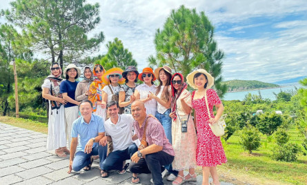 Tour Động Thiên Đường – Động Phong Nha – Nhật Lệ – Vũng Chùa – Đồi Cát – Đá Nhảy 2 ngày 1 đêm