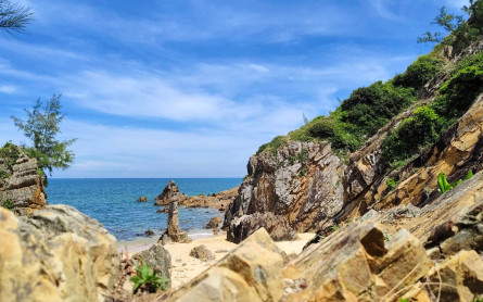 Bãi Đá Nhảy: Nơi thiên nhiên phô diễn vẻ đẹp kỳ thú