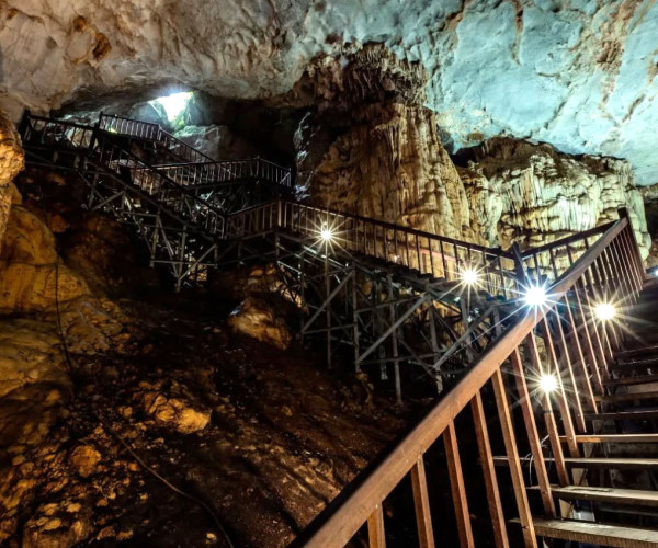 Tourdongthienduongvungchua